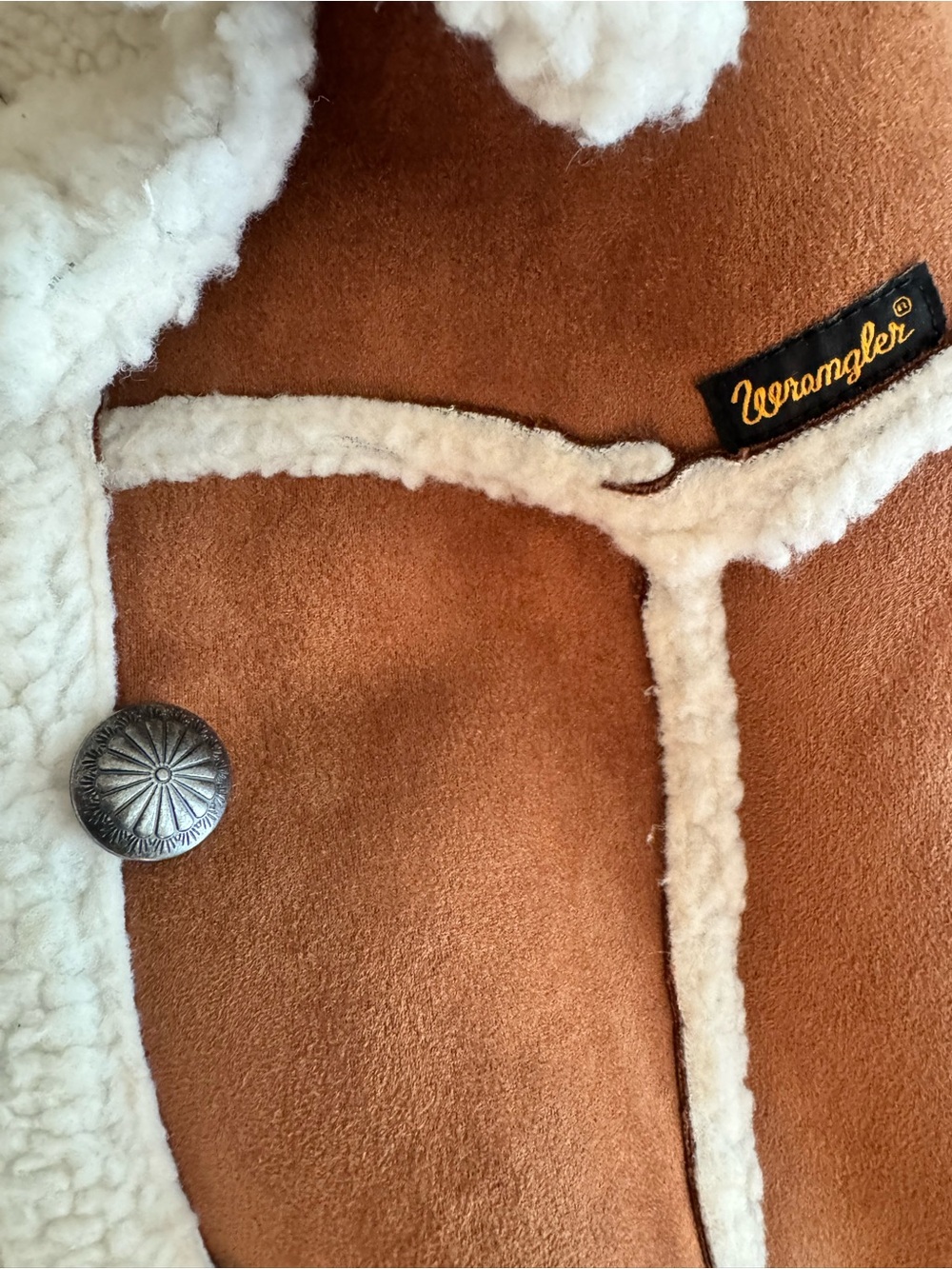 NWOT Wrangler Chestnut Brown Teddy Shearling Jacket with Cream Trim - Picture 2 of 5